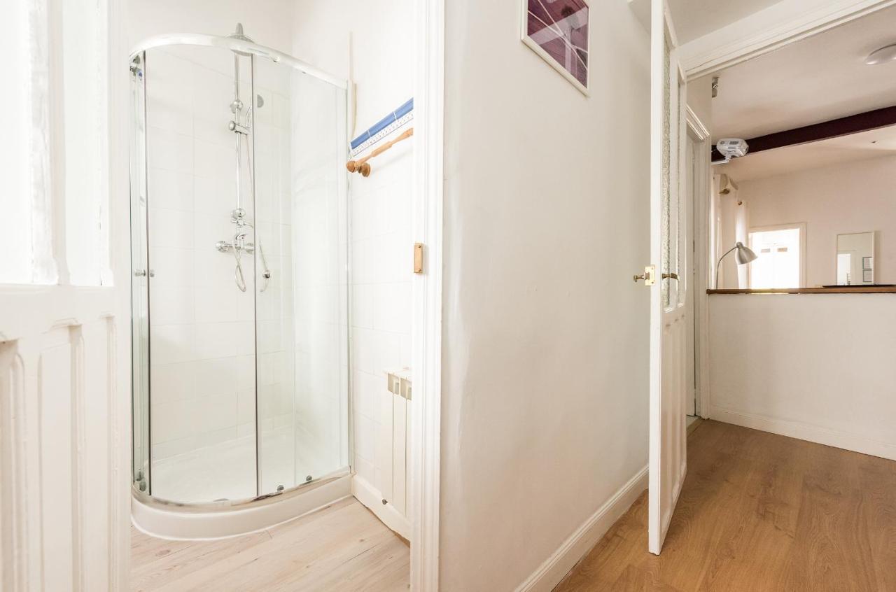 Apartamento Living Plaza de la Paja Madrid Exterior foto